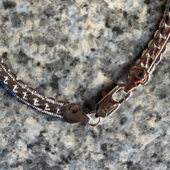 Silver 6mm Cuban Curb Link Bracelet - Picture 4 of 5